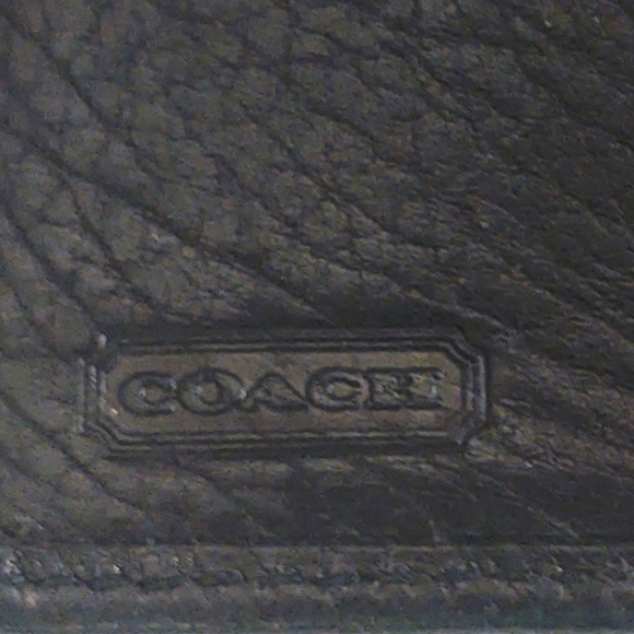 Vintage Coach Black Leather Wallet/Passport Holder - Picture 3 of 5